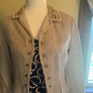 EUC Elie Tahari tan jacket. Exquisite detailing throughout